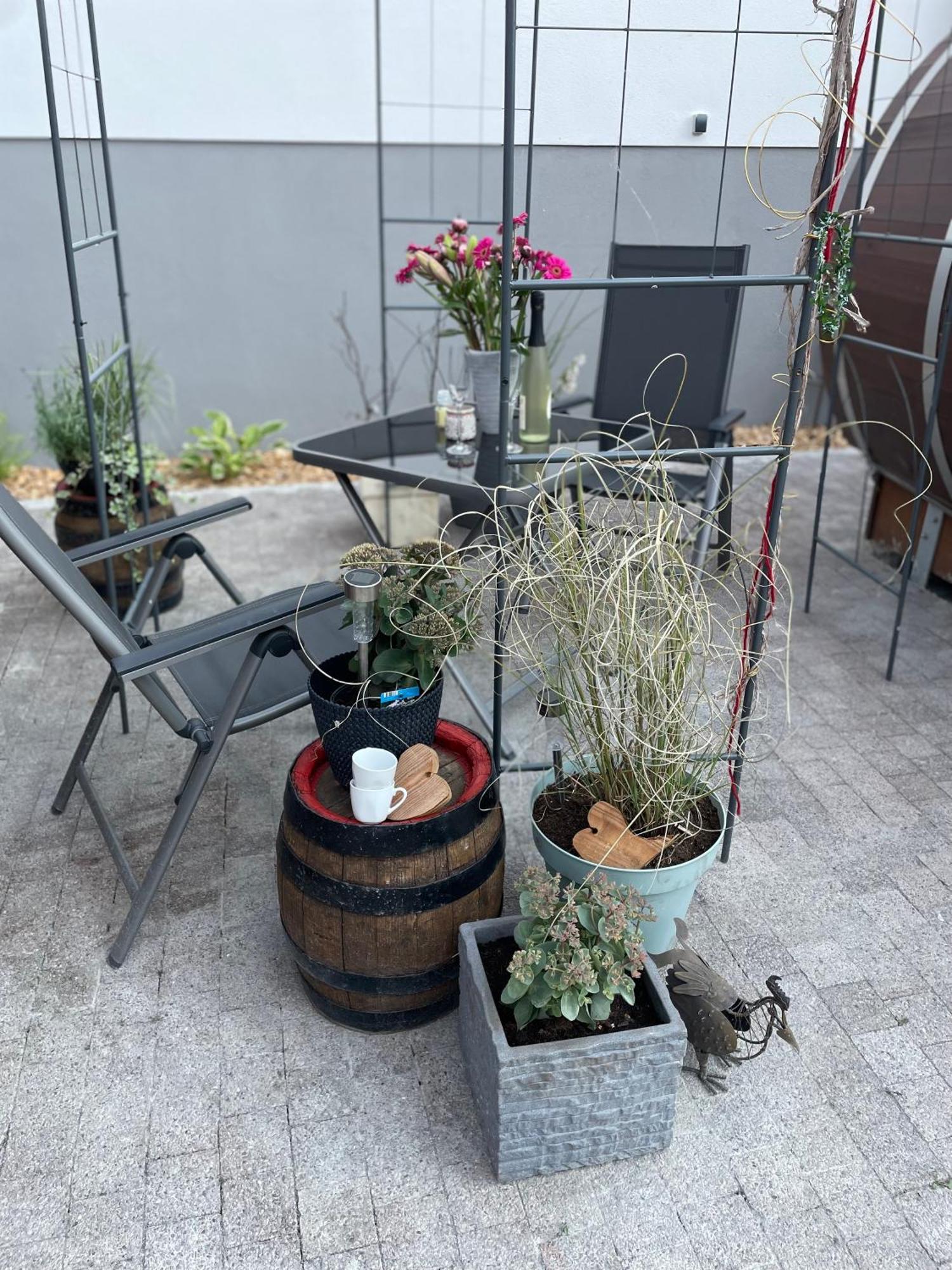 Ferienwohnung Schlafen Im Weinfass Ipsheim Exterior foto